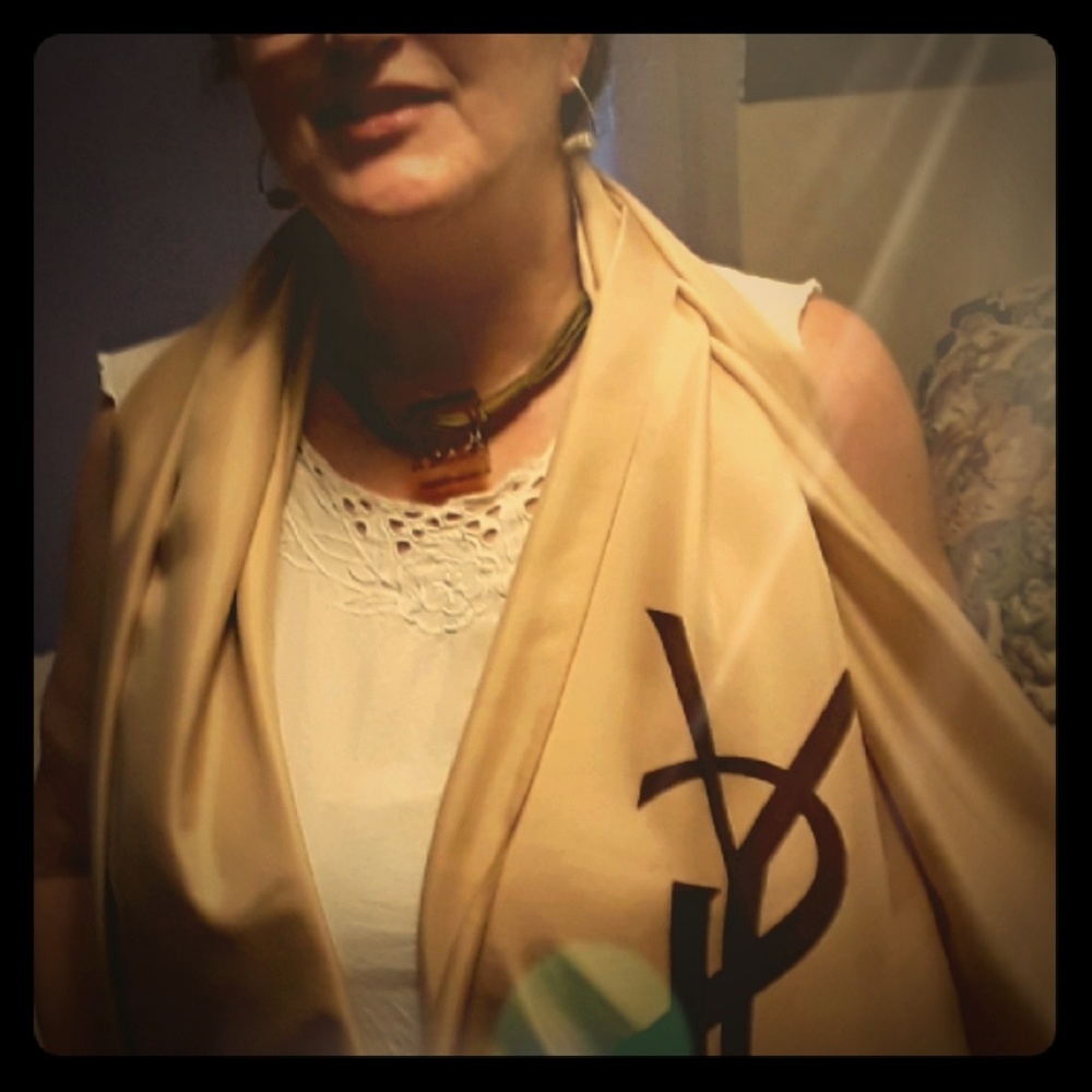 Yves St Laurent silk wrap. Fun with jeans n pumps!